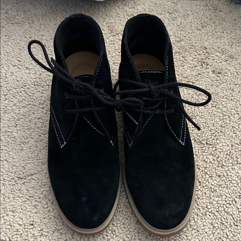 Gently Worn 5.5 Hush Puppies Women’s Shoes